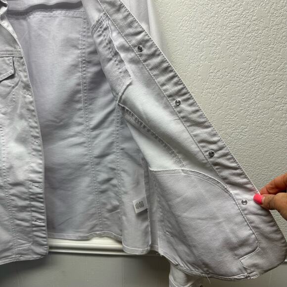 NWOT, Cb Established 1962 Women’s Sz M White Denim w/Pockets Button Down Jacket - Picture 7 of 16